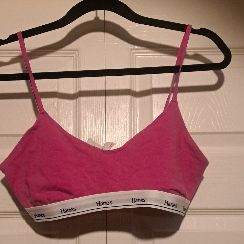 🩱Hanes Girls Fuchsia Bralette Petite Fit Suitable4 teenager Or smaller chested